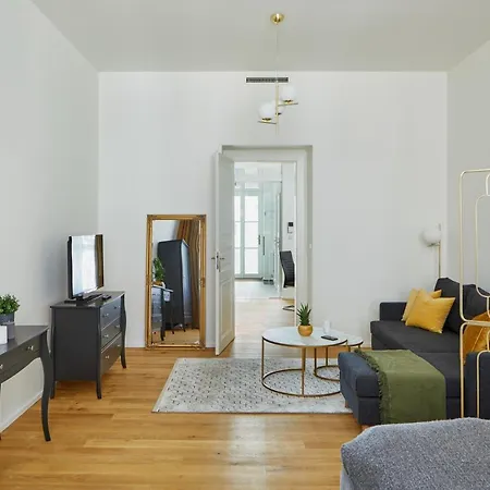 Deluxe In New Town By Days Apartamento